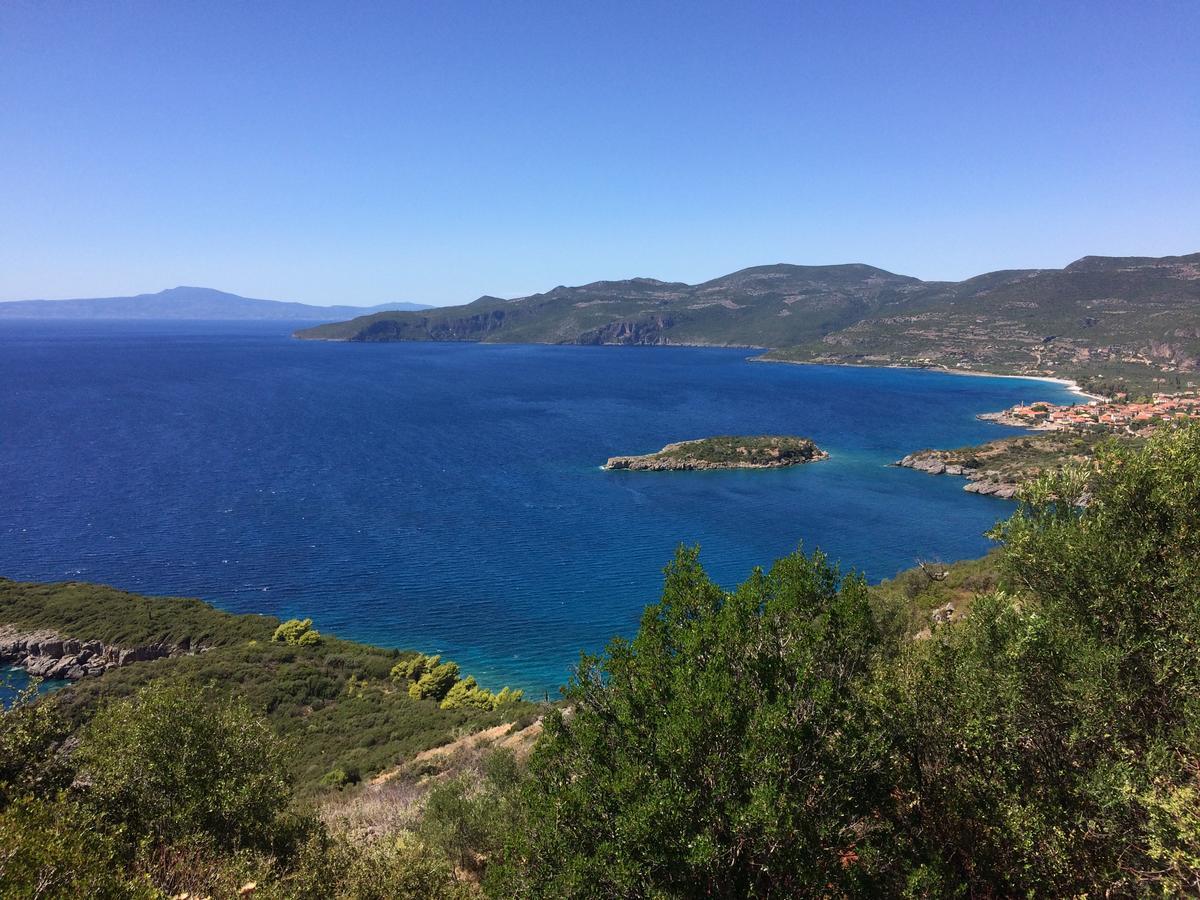 Les Sirenes Kardamili Hotel Buitenkant foto